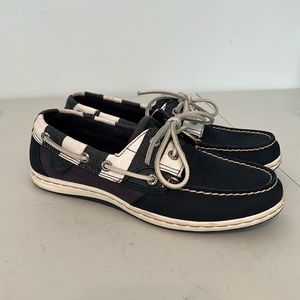 Sperrys boat shoe Women’s size 6 1/2, navy blue & white.
